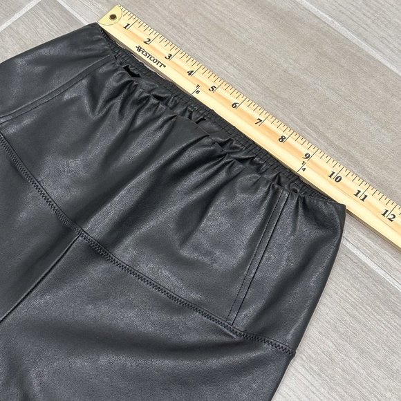 Aritzia Wilfred Free Daria Pant High-Waisted Vegan Leather Leggings in Black - Picture 11 of 16